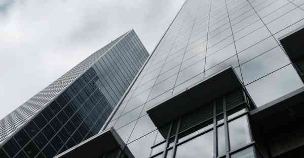 智能家居服务型机器人：未来家庭的助手