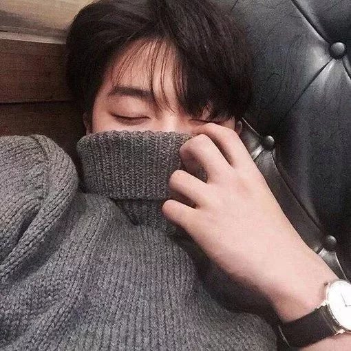 步萱烁义