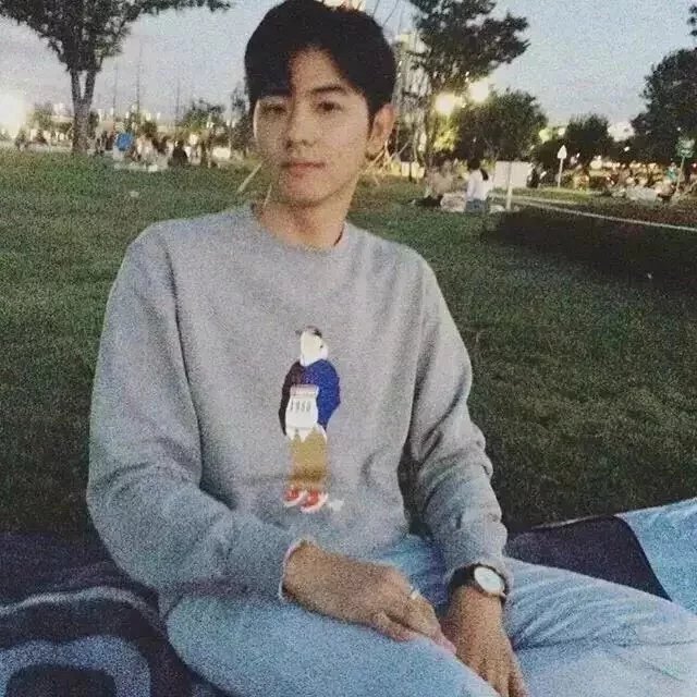 汤馨栋宏