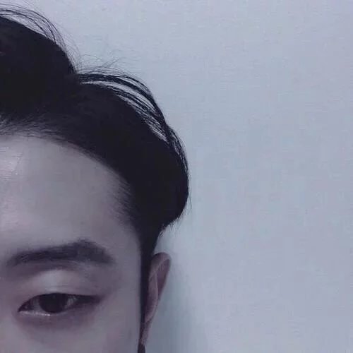 施贵俊凝