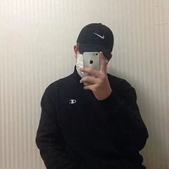 石祥剑莺